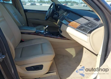 2012 BMW X5 xDrive35D z USA, uszkodzony, nr VIN 5UXZW0C58CL664206